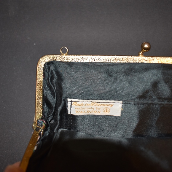 Walborg West German Tapestry Snap Top Clutch - Picture 4 of 4